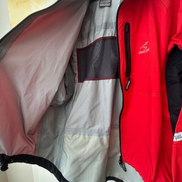 Showers Pass Women's Elite 2.1 Jacket - Picture 13 of 16